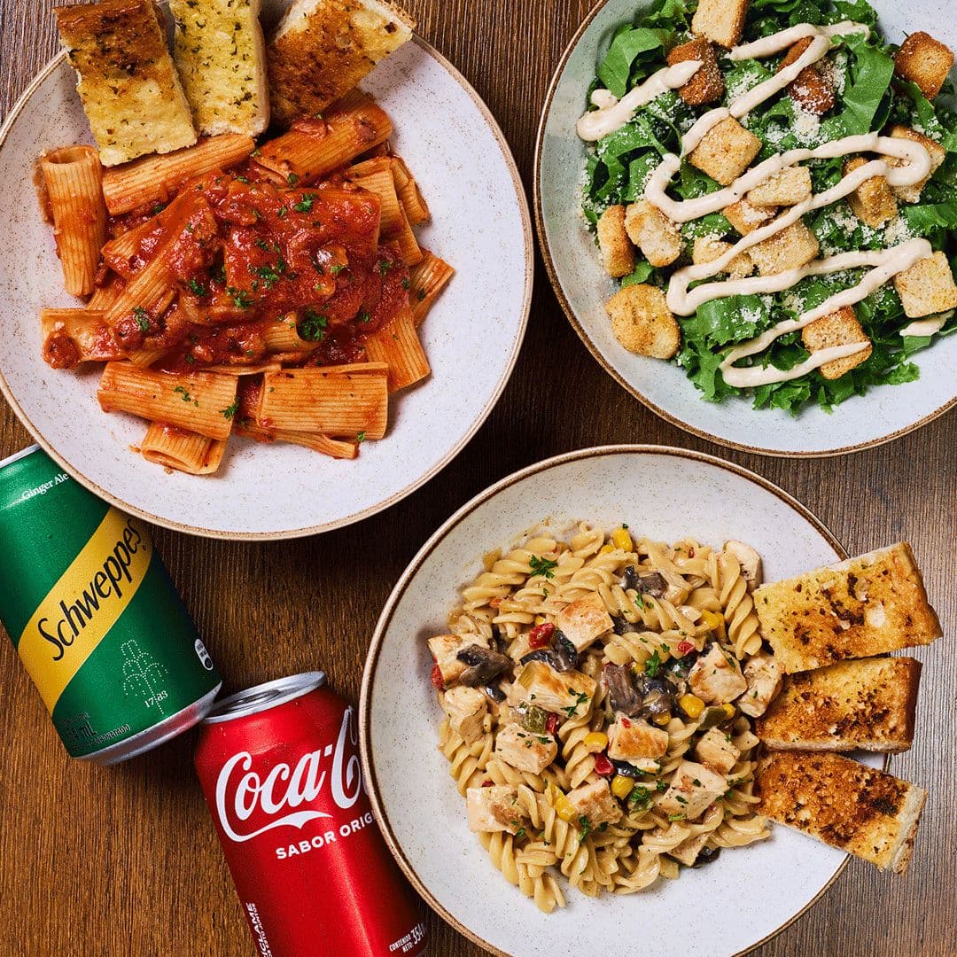 Combo - 2 Pastas + Ensalada Cesar + 2 Bebidas