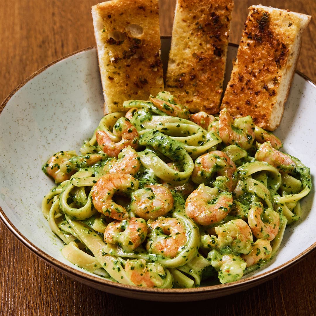 Pasta Pesto Con Camarones
